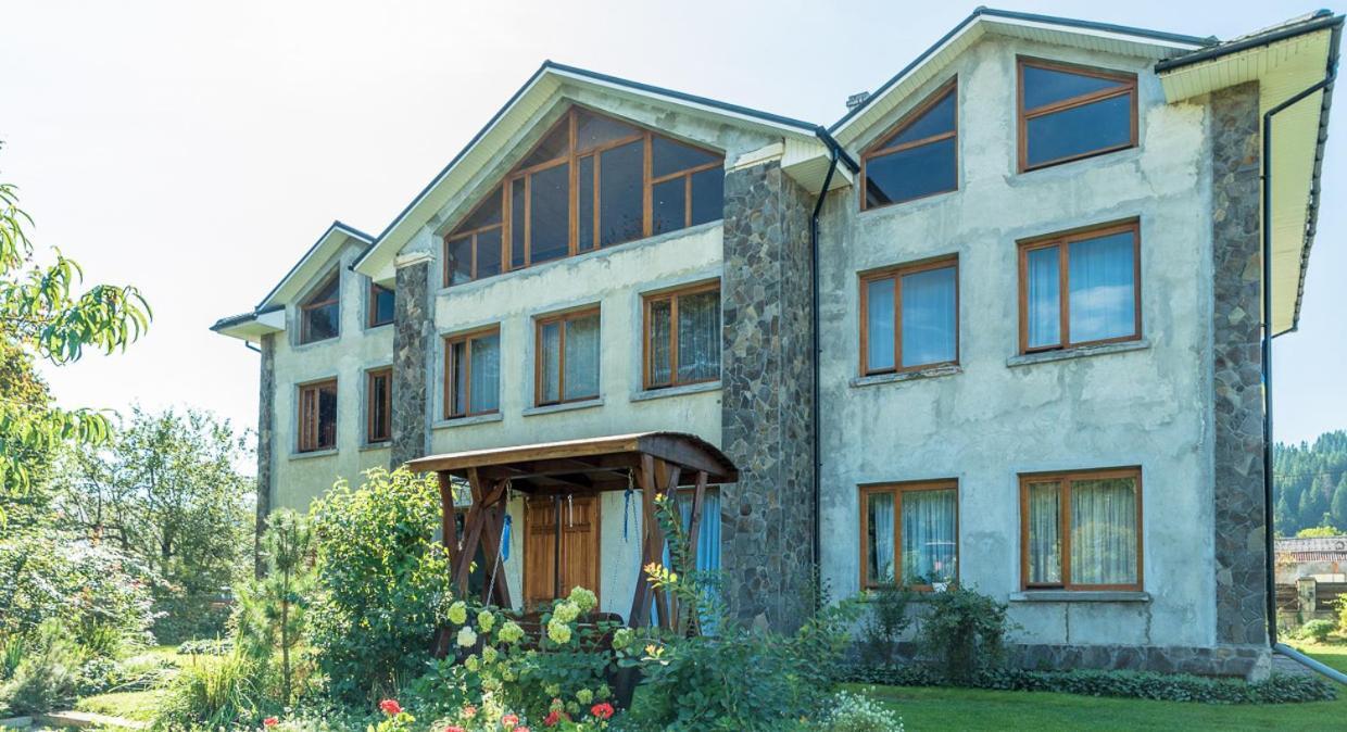 Старе Подвір'Я Verhovîna Exterior foto