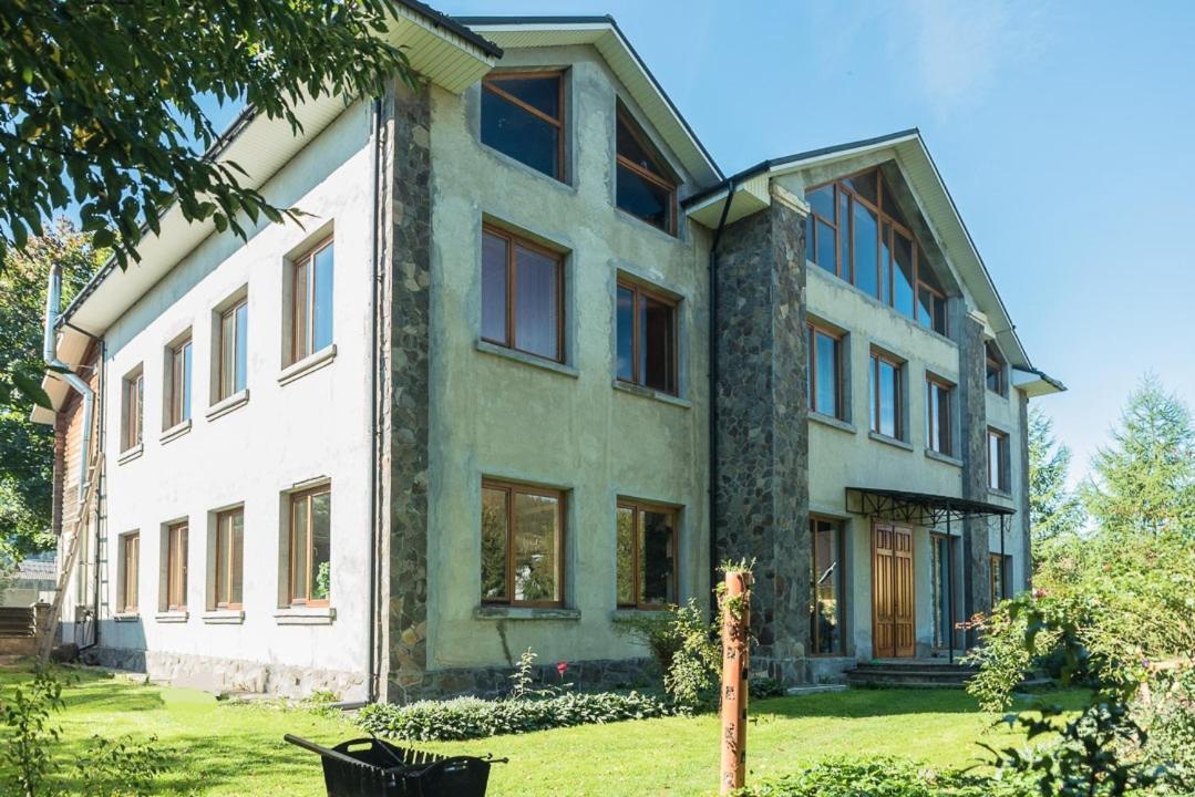 Старе Подвір'Я Verhovîna Exterior foto